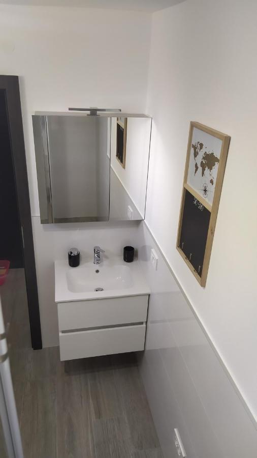 Apartments Dora 2 بيبينيا المظهر الخارجي الصورة